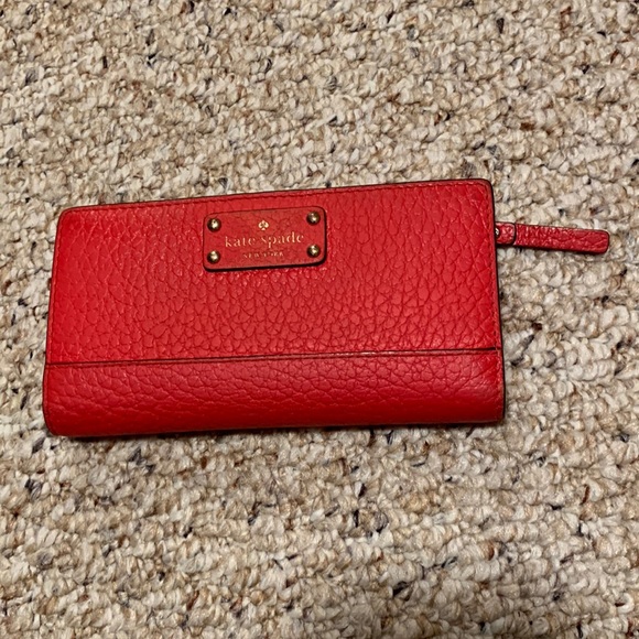 kate spade Handbags - ♠️ Kate Spade ♠️ Red Wallet